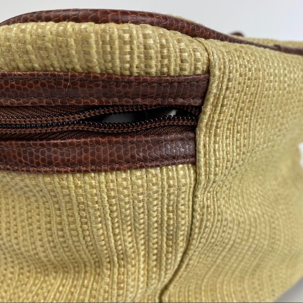 Basics woven tan & brown toiletries cosmetics bg - Picture 7 of 10